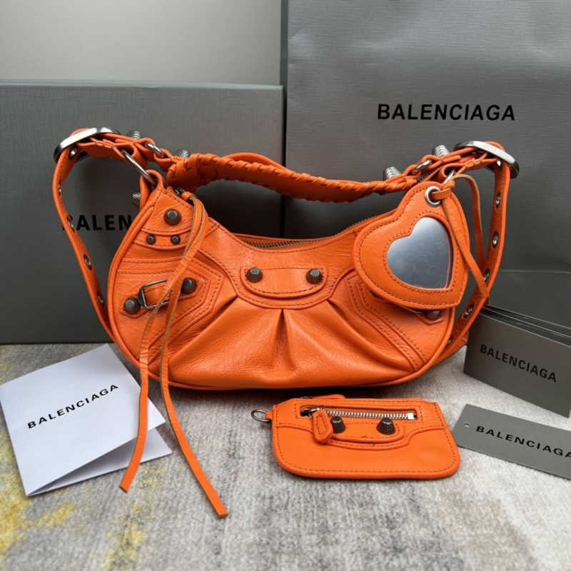 Ba*len*cia*ga classic city bags